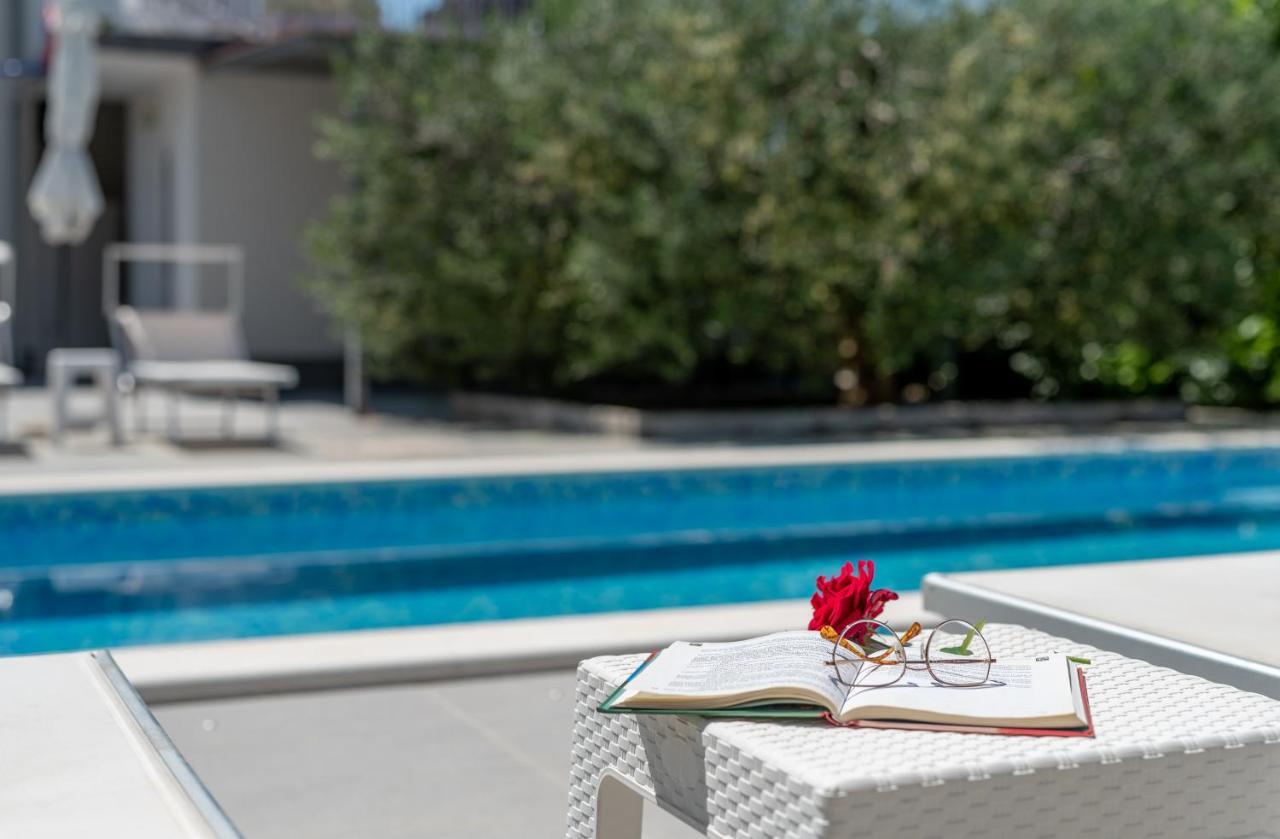 Apartmani Ville Vengo Trogir Eksteriør bilde