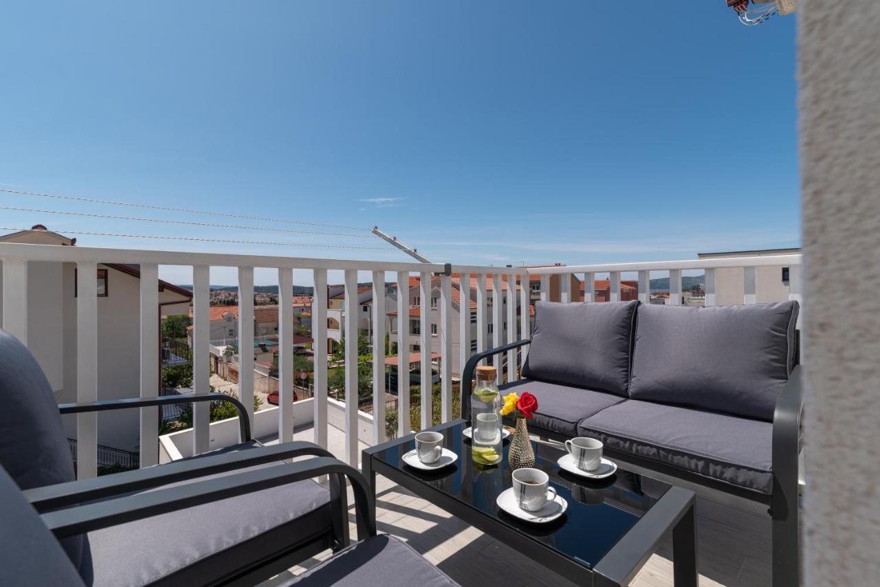 Apartmani Ville Vengo Trogir Eksteriør bilde