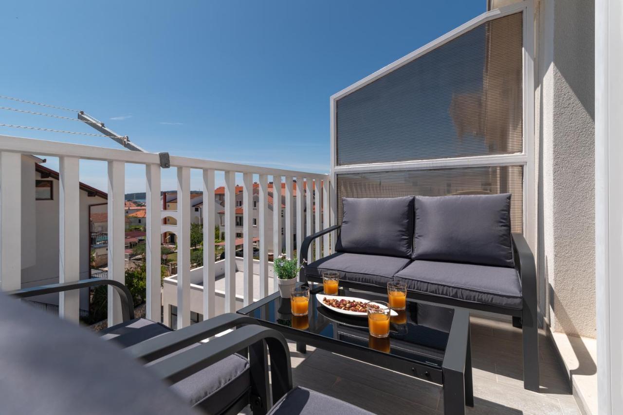 Apartmani Ville Vengo Trogir Eksteriør bilde