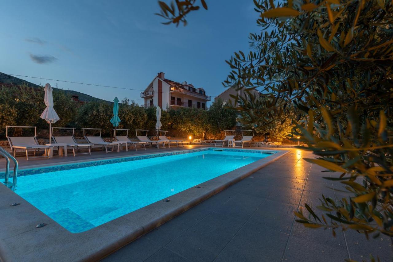 Apartmani Ville Vengo Trogir Eksteriør bilde