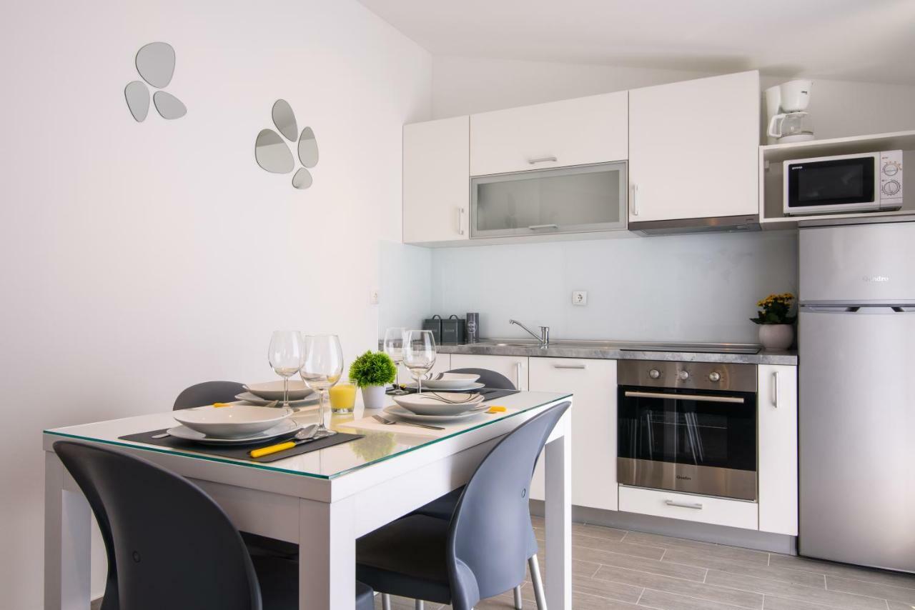 Apartmani Ville Vengo Trogir Eksteriør bilde
