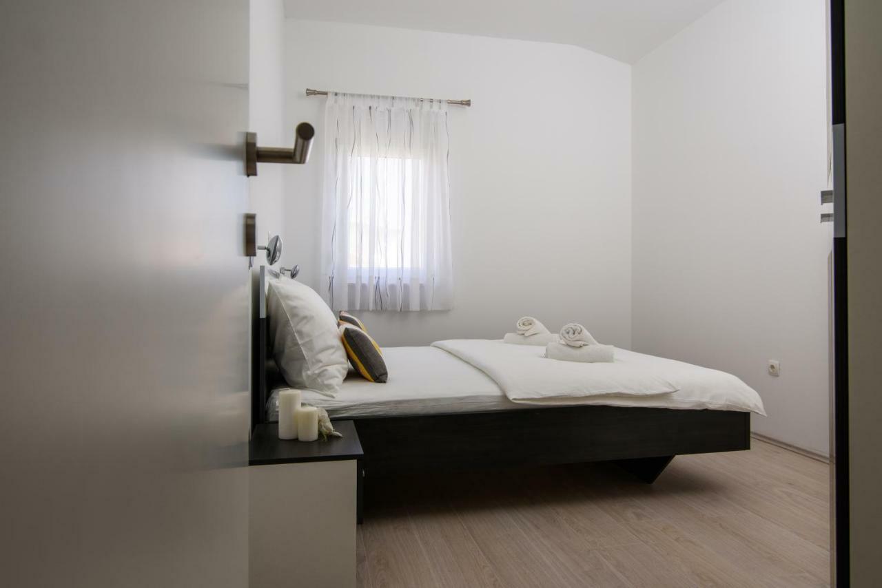 Apartmani Ville Vengo Trogir Eksteriør bilde