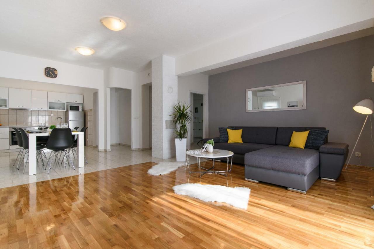 Apartmani Ville Vengo Trogir Eksteriør bilde